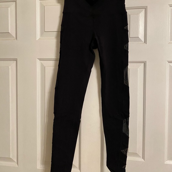 Alo Yoga Block Mesh Hi-Waist Leggings Black sz M - Picture 2 of 5